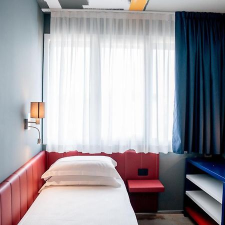 K Modern Hotel Peschiera del Garda Luaran gambar