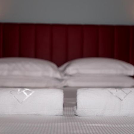 K Modern Hotel Peschiera del Garda Luaran gambar