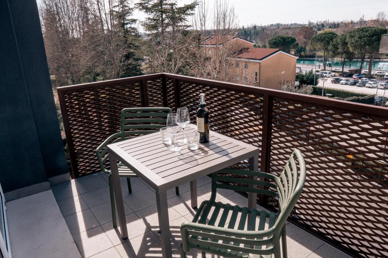 K Modern Hotel Peschiera del Garda Luaran gambar